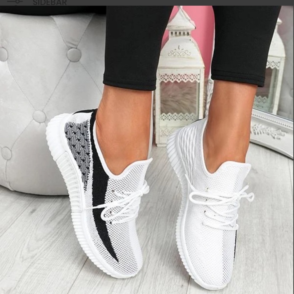 Jellypop Lightweight Breathable Lace-Up Sneakers 8